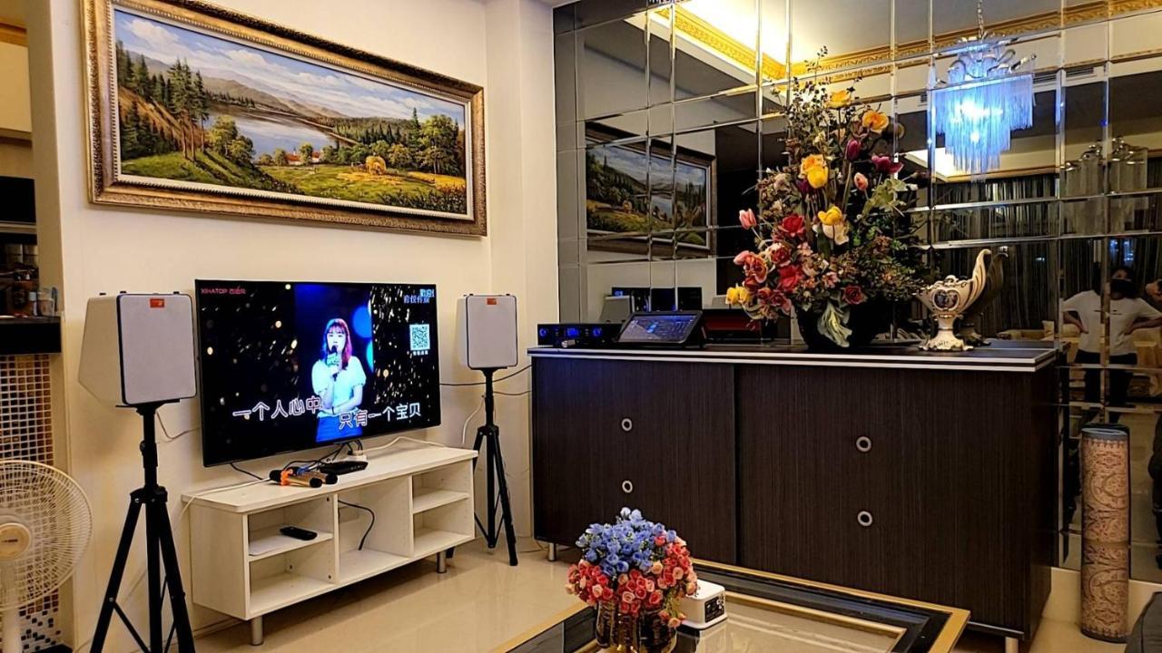 北歐小宅-市區電梯民宿附停車位 花蓮市 エクステリア 写真